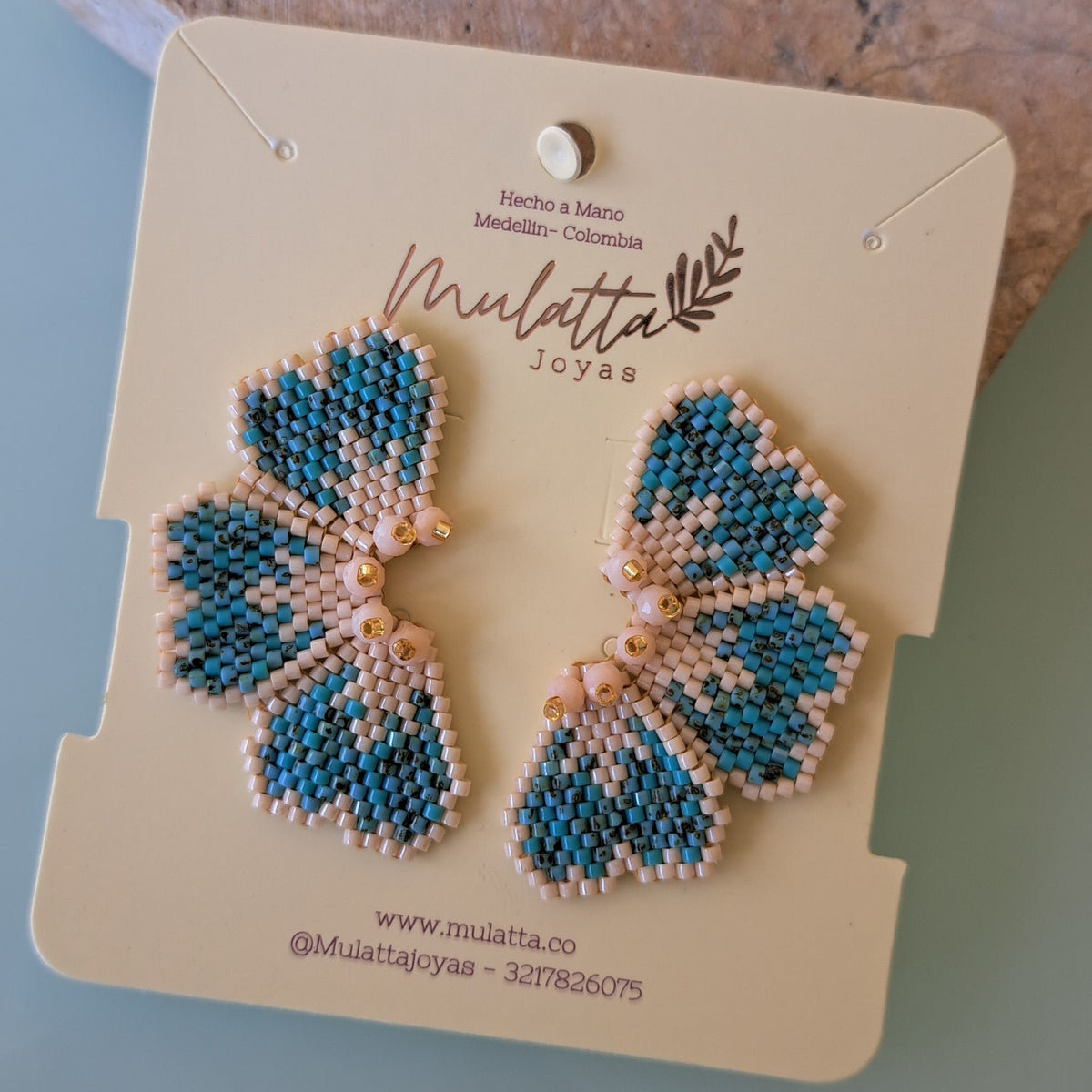 Aretes Petalos De Tierra